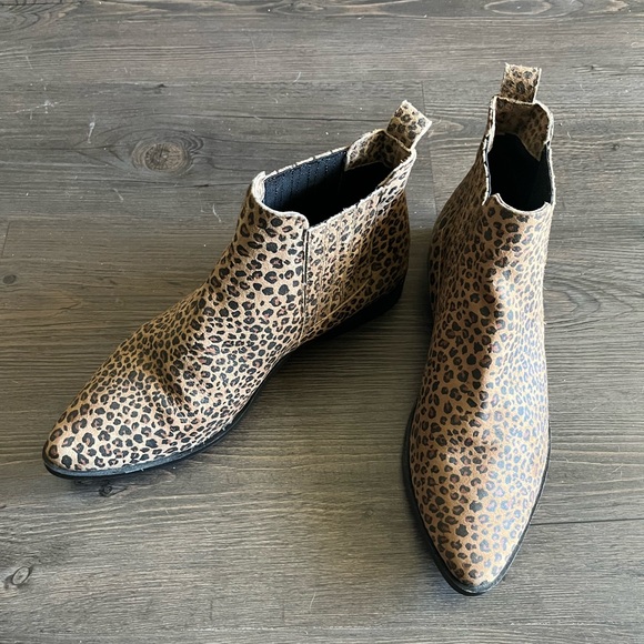 Roolee Shoes - Leopard Bootie Pointed Toe